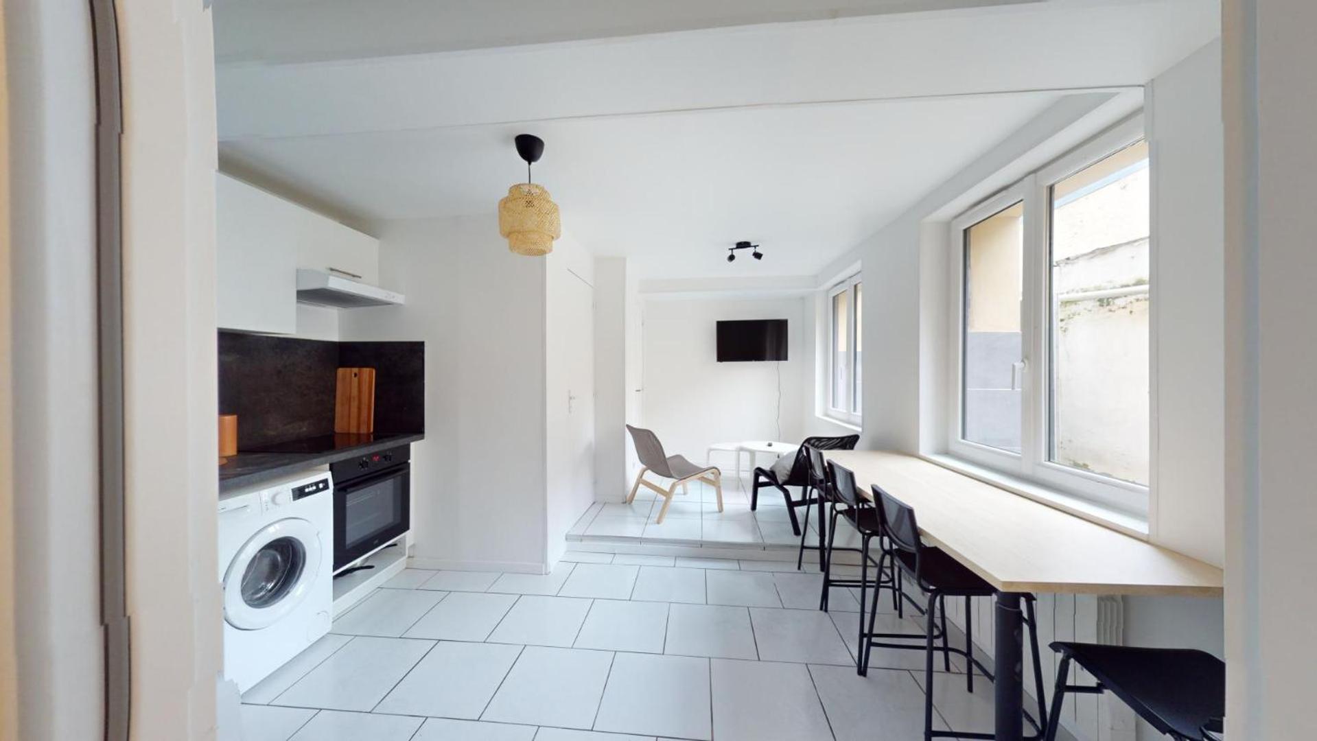 Immeuble Coty Jacuzzi Studios Et Chambres Гавр Экстерьер фото